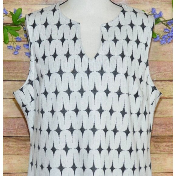 Renee C. Women's White Sleeveless Sheath Mod Style Dress Plus Size 1XL Geometric - Picture 2 of 8
